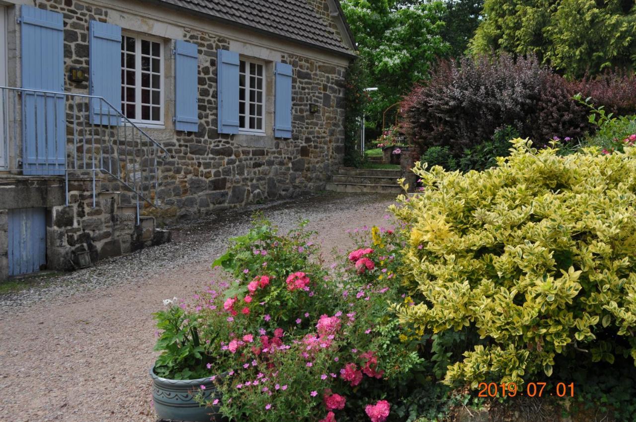 Ma Maison Bleue Saint-Brice-sous-Ranes エクステリア 写真