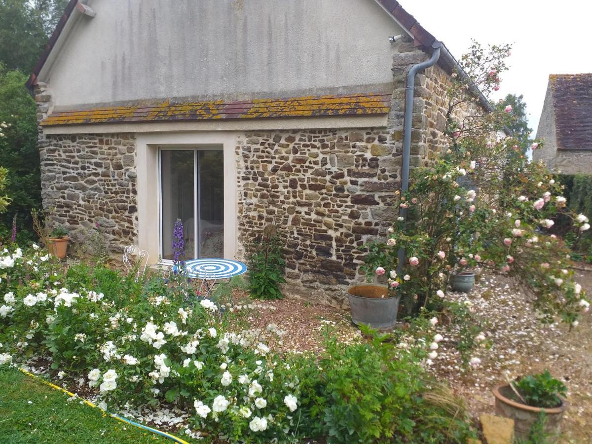 Ma Maison Bleue Saint-Brice-sous-Ranes エクステリア 写真