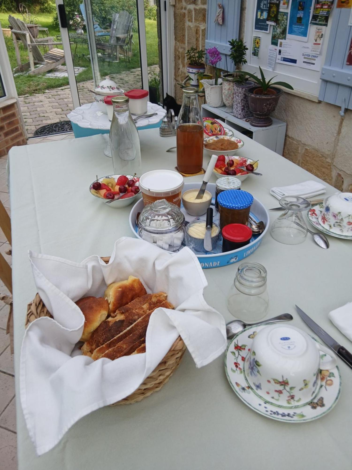 Ma Maison Bleue Saint-Brice-sous-Ranes エクステリア 写真